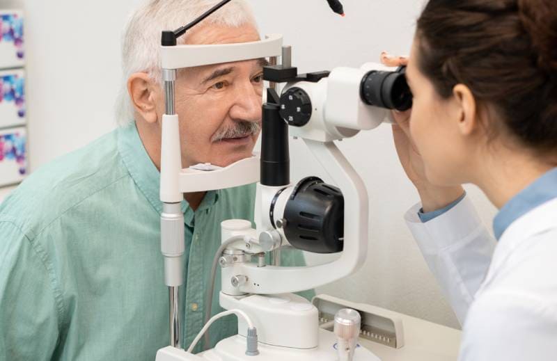 Consulta de enfermedades oculares ofrecida por la Dra. Perla Rivas Garcia - Especialista en Oftalmología